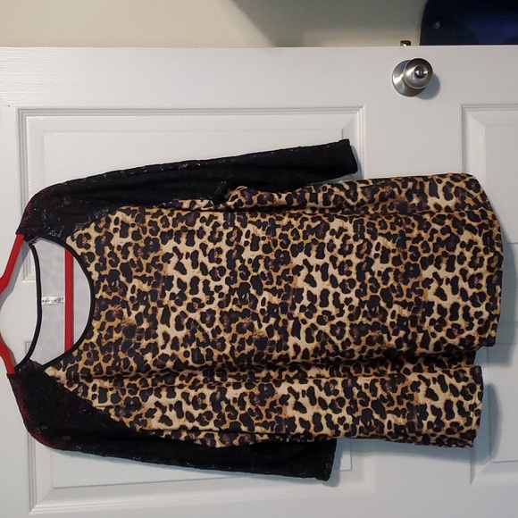 Iltex Leapard Tunic - Picture 1 of 4